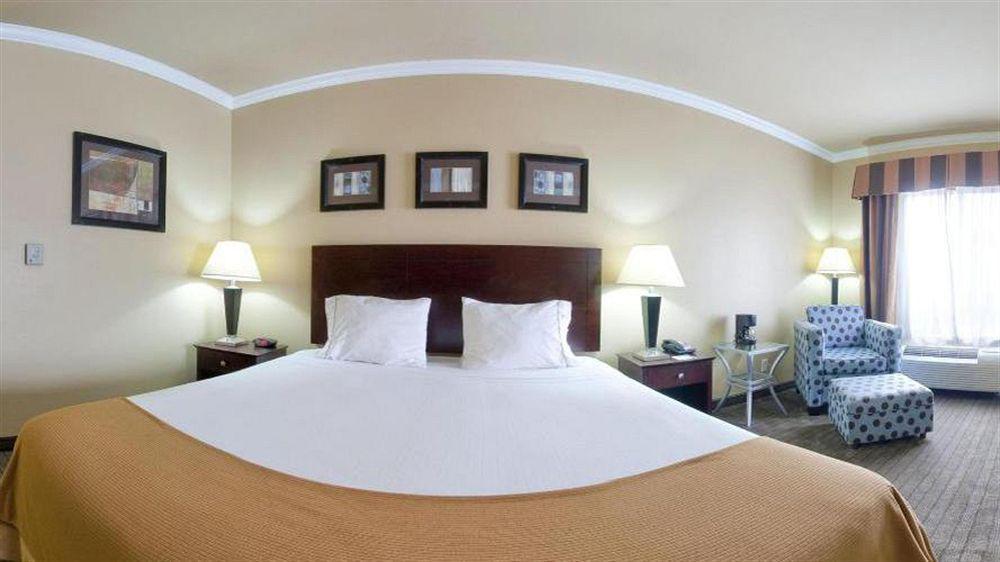 Holiday Inn Express Hotel And Suites Natchitoches By Ihg Shamard Heights Exterior foto