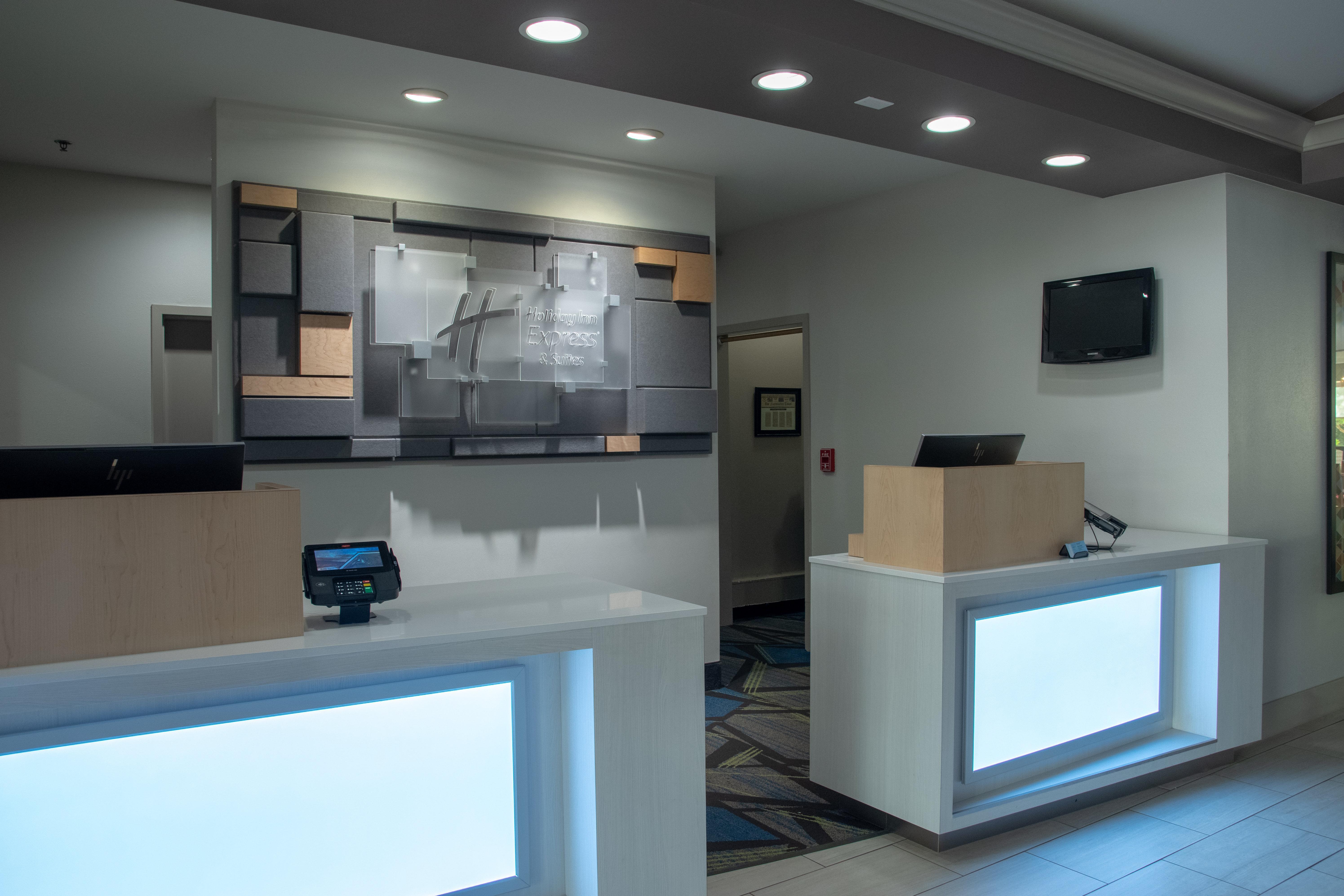 Holiday Inn Express Hotel And Suites Natchitoches By Ihg Shamard Heights Exterior foto