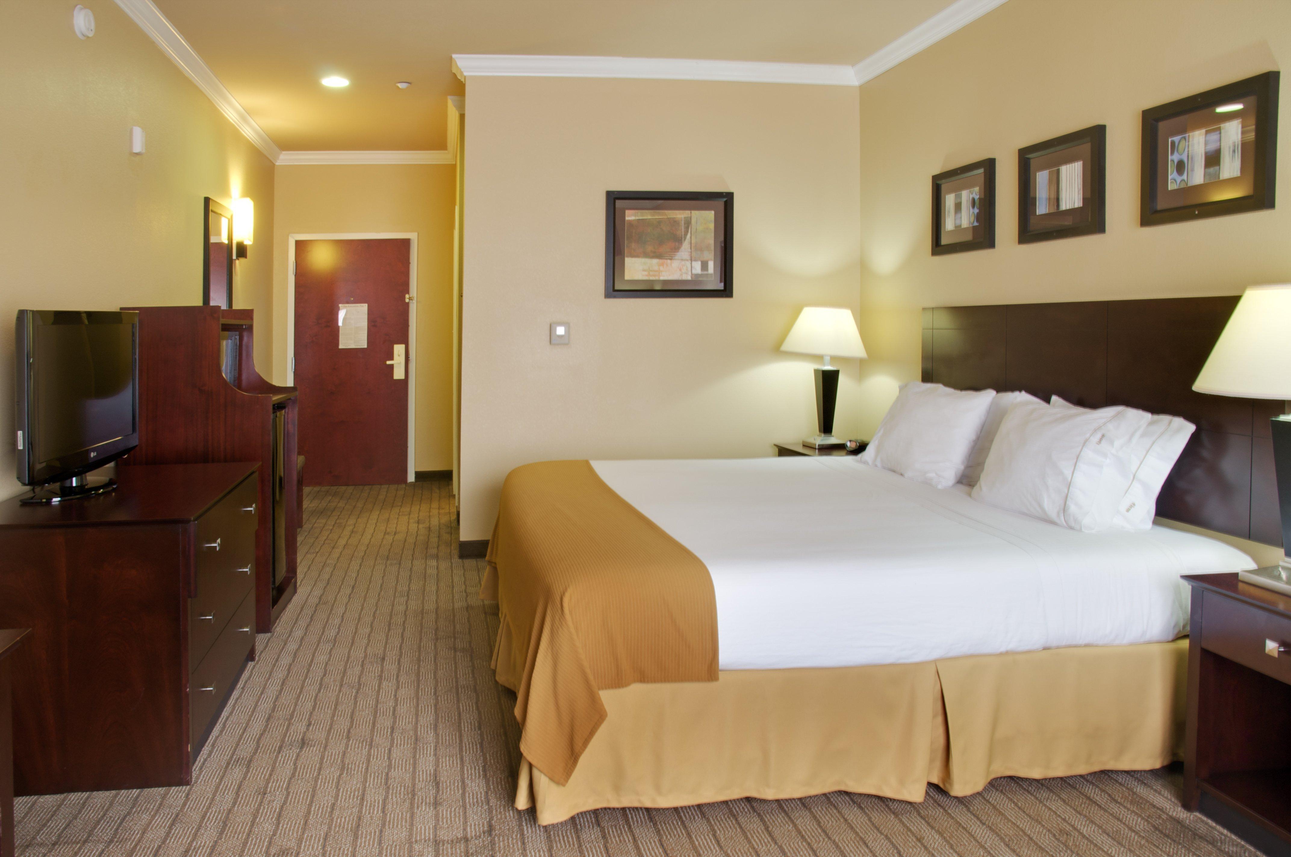 Holiday Inn Express Hotel And Suites Natchitoches By Ihg Shamard Heights Exterior foto